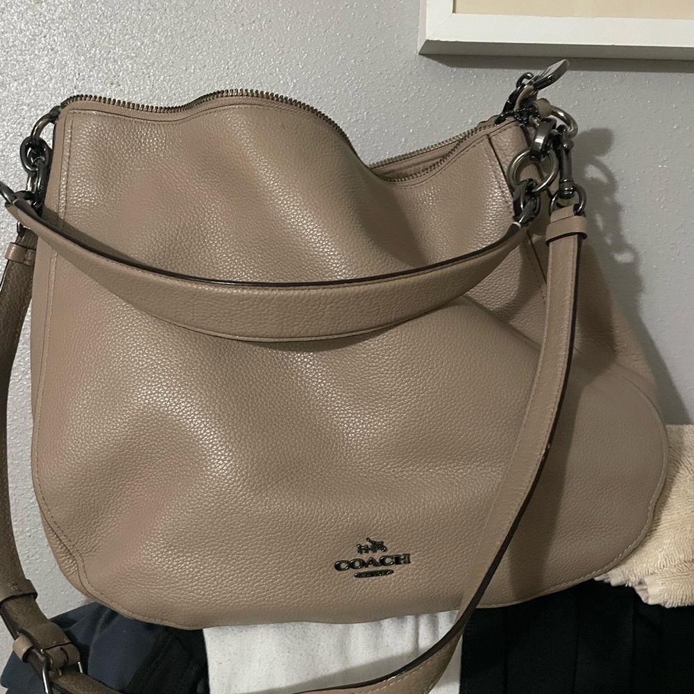 Coach Tan Leather Shoulder Bag